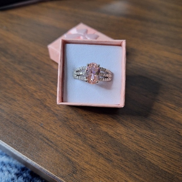Swarovski Pink and Silver Sparkling Ring - Picture 4 of 13